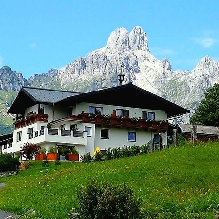 Haus Bergfried Lägenhet Filzmoos Exteriör bild