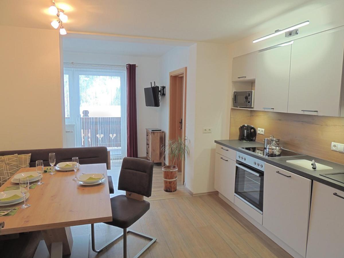 Haus Bergfried Lägenhet Filzmoos Exteriör bild