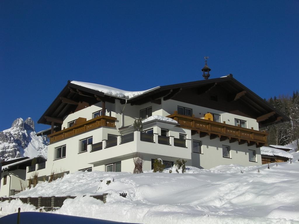 Haus Bergfried Lägenhet Filzmoos Exteriör bild